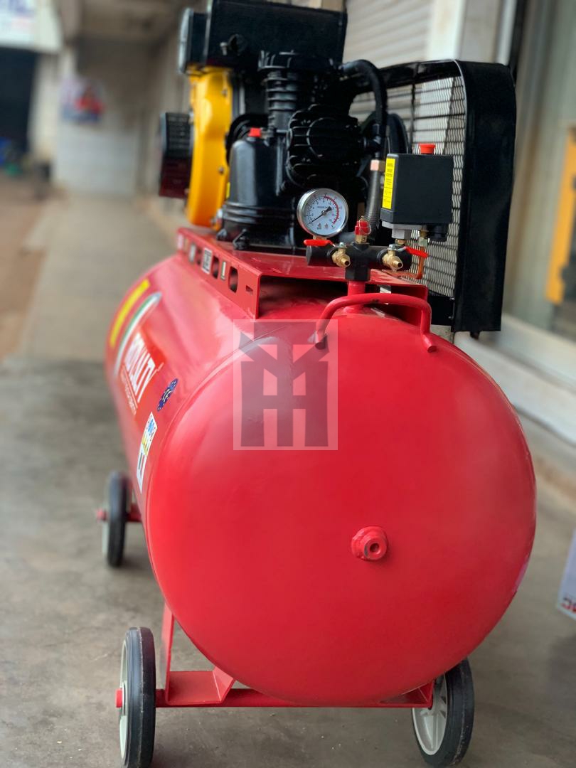 Heavy Duty Diesel Air Compressor 300 Litres 4HP