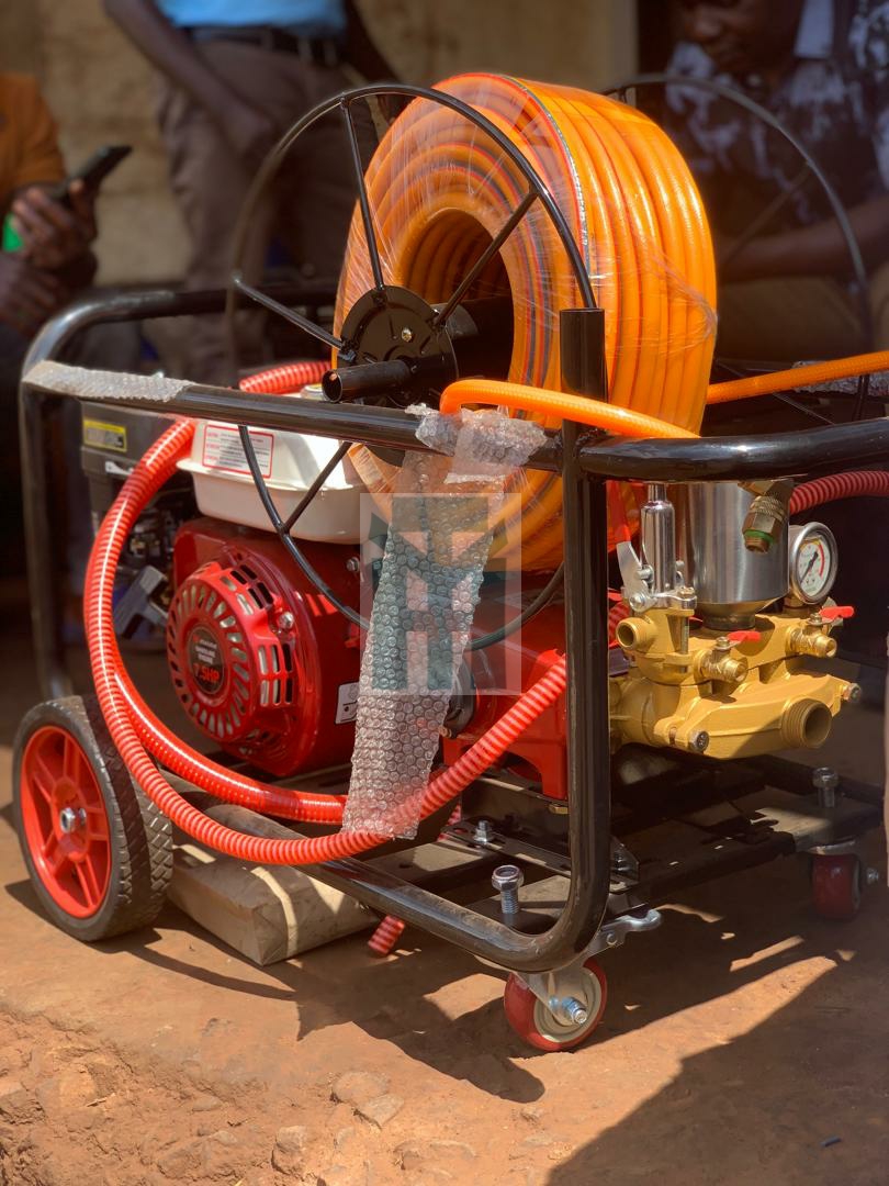 Garden Power Sprayer with 25L/min Suction Petrol